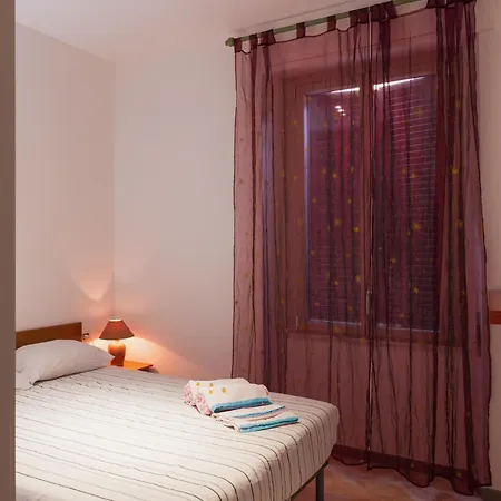 Domatio Melissa Summer אלגהרו