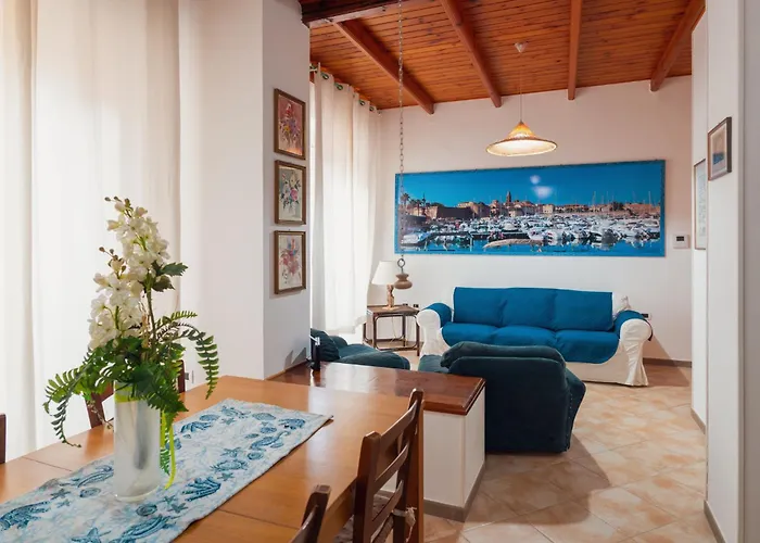 Domatio Melissa Summer *